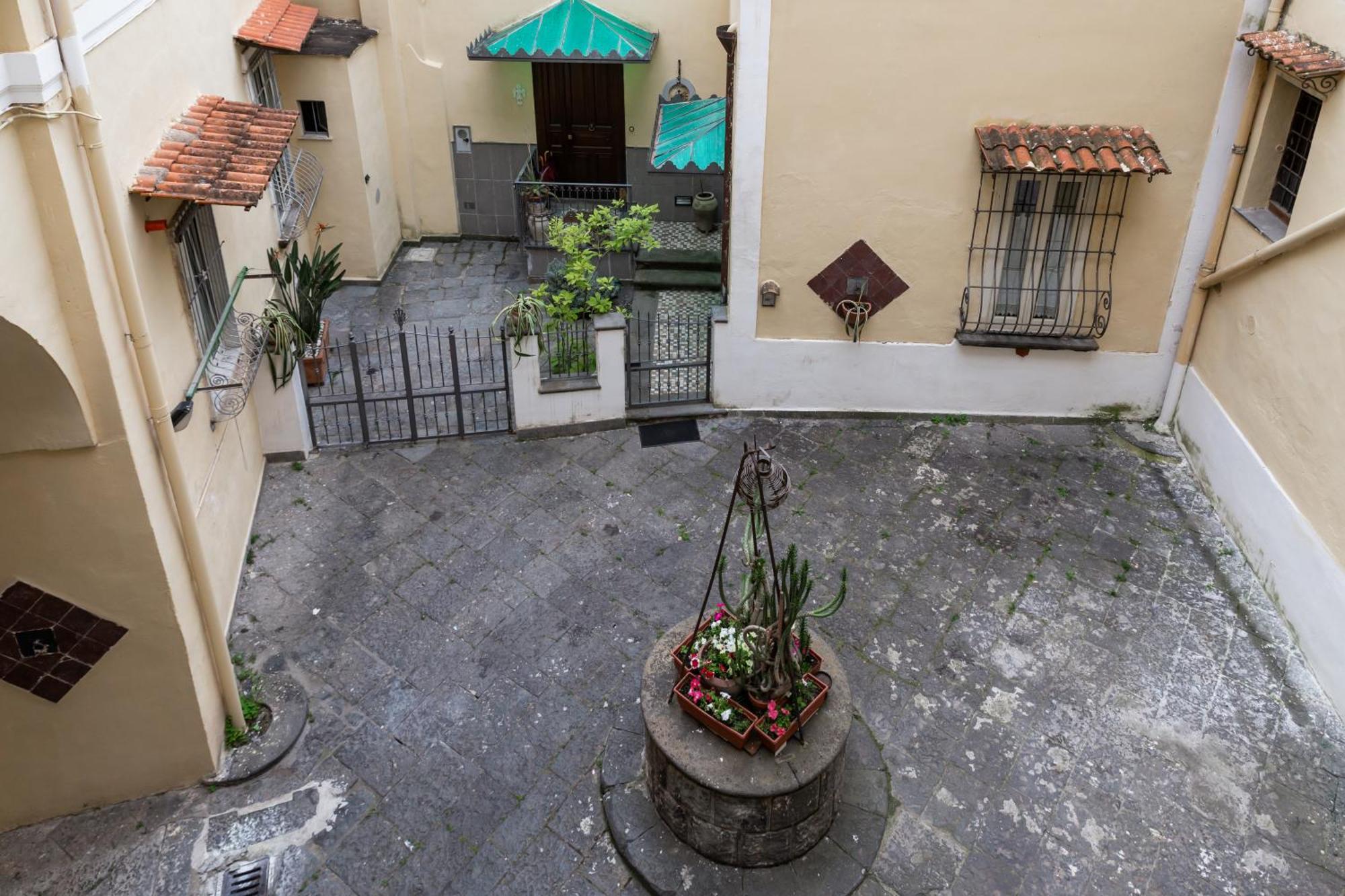 Vesuvio Plaza Room Ottaviano Exterior photo
